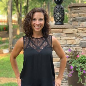 Meet your Posher, Elizabeth